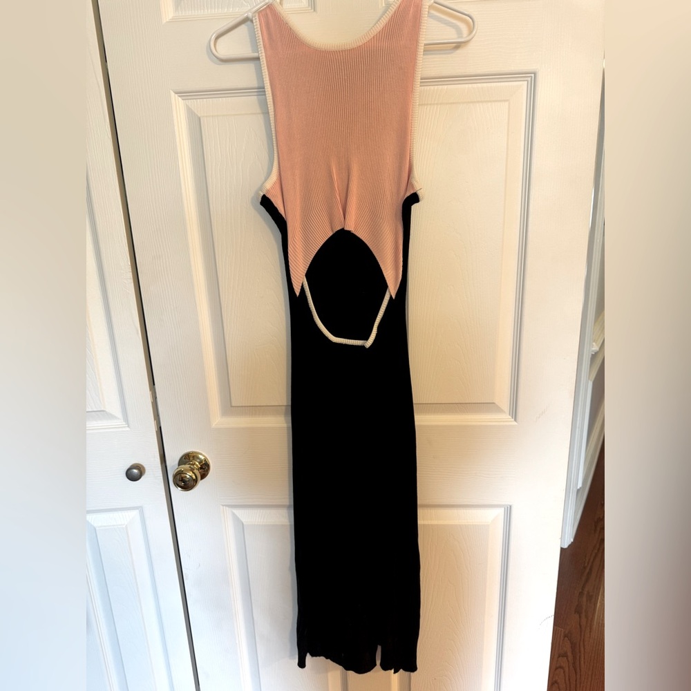 Body-Con Dress with Cutout